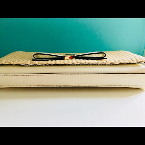 Sold Kate Spade Montfort Park Straw Keira Clutch - Picture 5 of 8